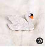 SWAN HAIR CLAW - Black or White (L)